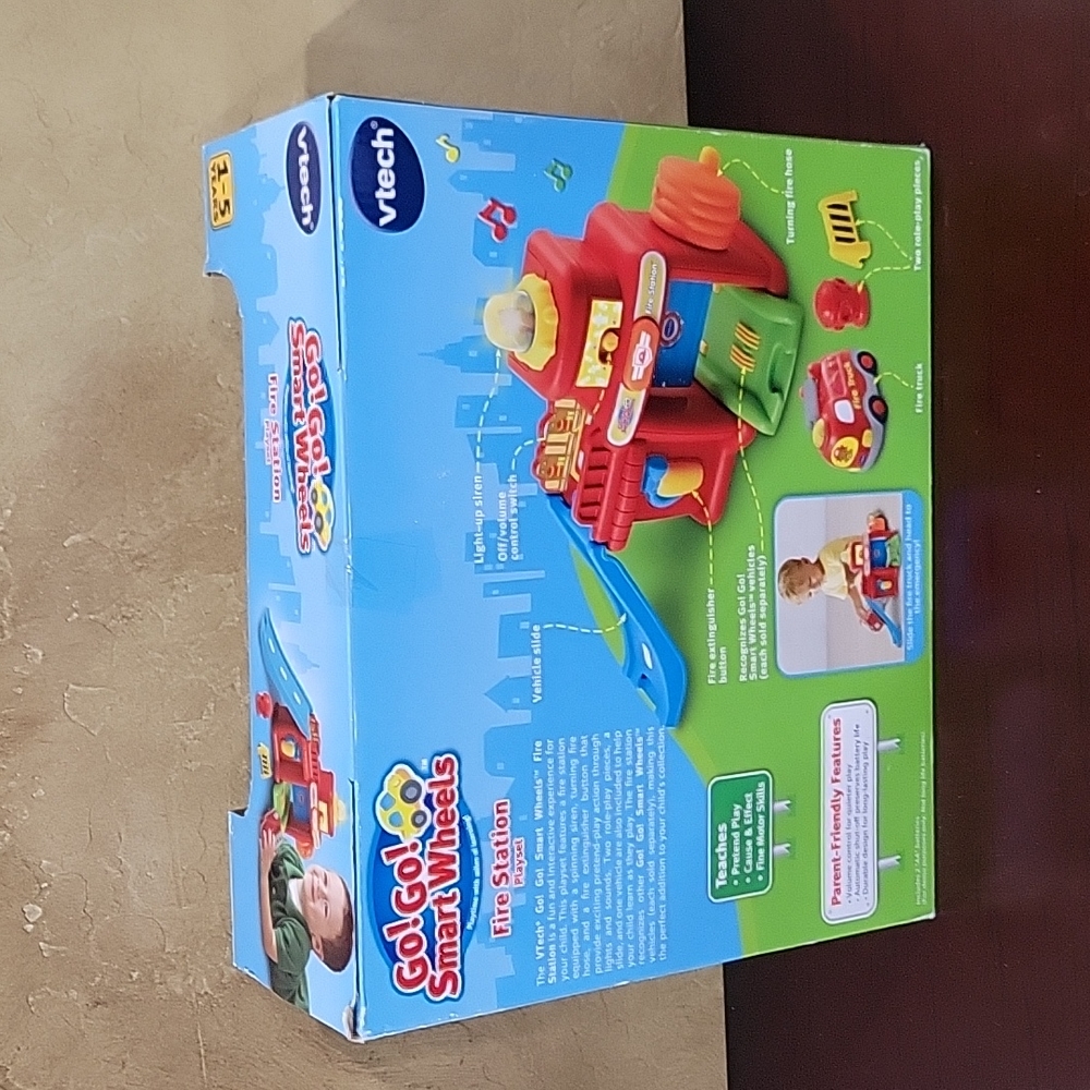 Go! Go! Smart Wheels Fire Station playset Vtech - Picture 4 of 8
